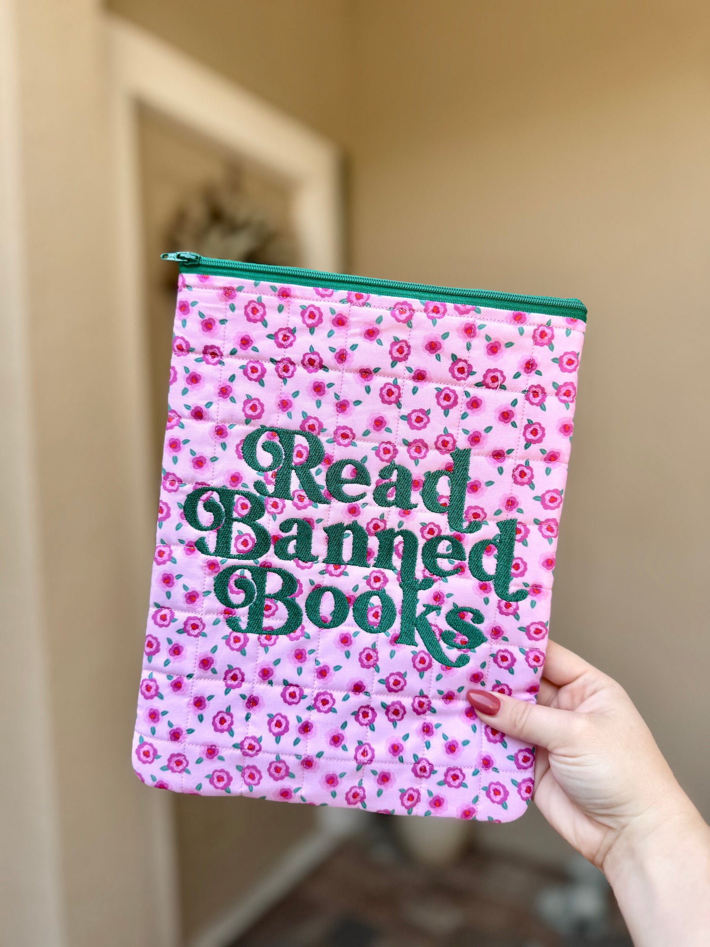 Book Sleeve - Hard Cover/iPad