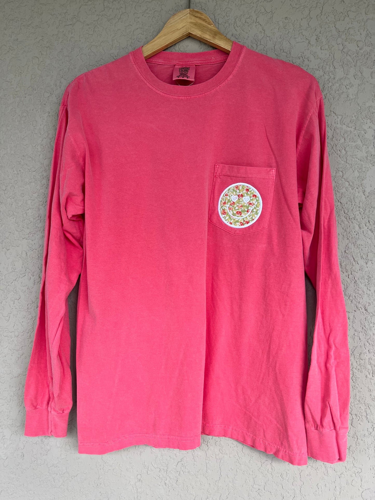 Long Sleeve Smiley App.